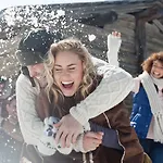アパートホテル Mgm & Residences - Le Roc Des Tours 4*
